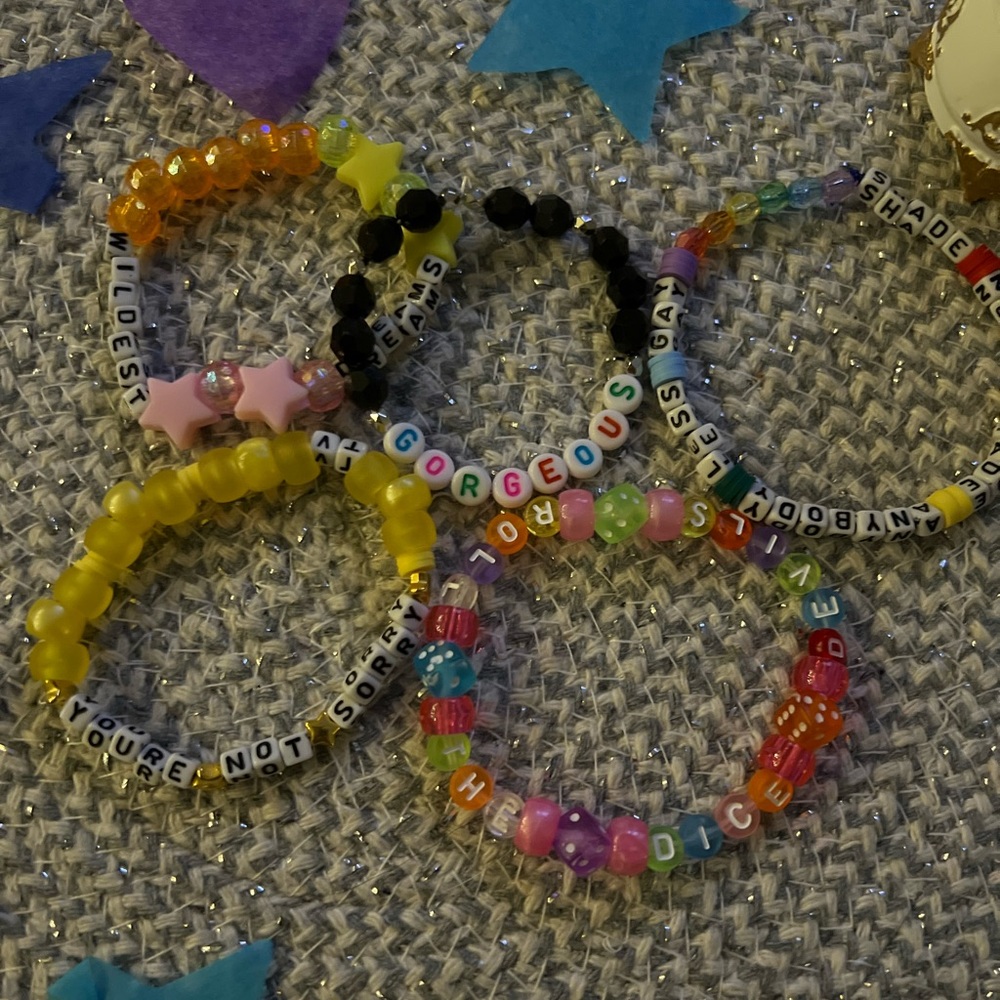 Friendship Bracelets 🫶🏼 - Picture 2 of 2